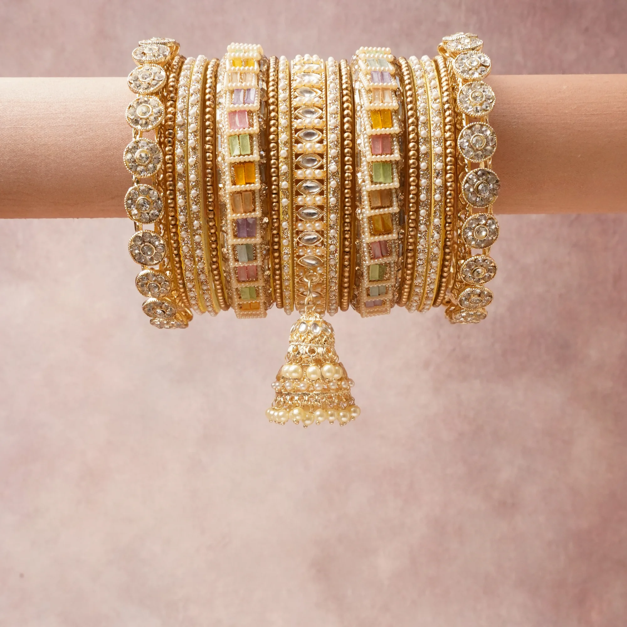 A majestic Deep Golden Yellow set, complemented by Brilliant White, Cream, Pastel Pink, Pastel Lavender, Pastel Mint Green, Pastel Peach, Pastel Yellow featuring Gold-Plated Metal, Clear Cubic Zirconia, Faux Pearls, Colored Glass Inlay.
Rich, ceremonial, and designed to be passed through generations.